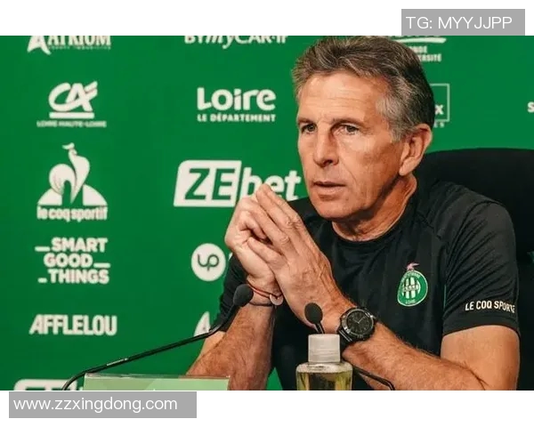 克劳德足球明星的传奇之路与辉煌成就探秘